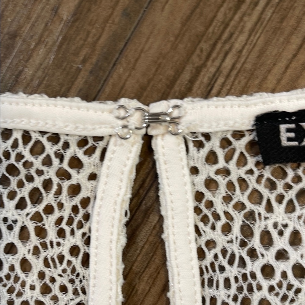 Express Elegant White Lace Sleeveless Top large - Picture 6 of 6